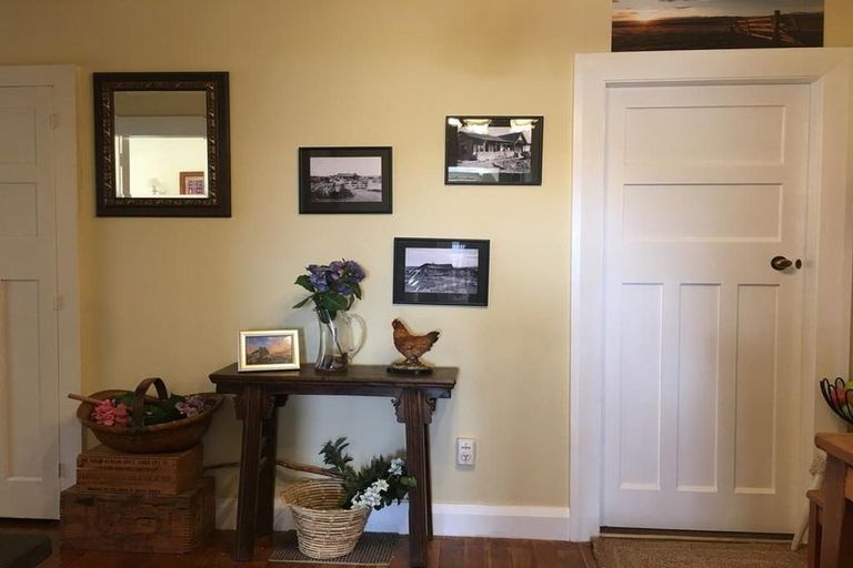 Photo of property in 5 Pioneer Drive, Lake Tekapo, 7999