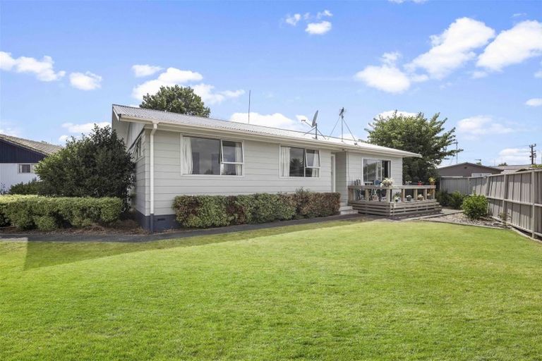 Photo of property in 4 Elmwood Crescent, Pukete, Hamilton, 3200
