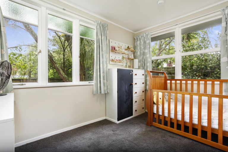 Photo of property in 36 Candia Road, Swanson, Auckland, 0614