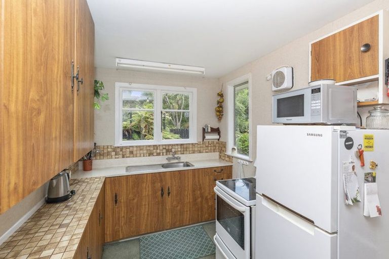 Photo of property in 11 Factory Road, Little Akaloa, 7583