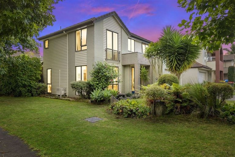 Photo of property in 34 Bruce Pulman Drive, Takanini, 2112