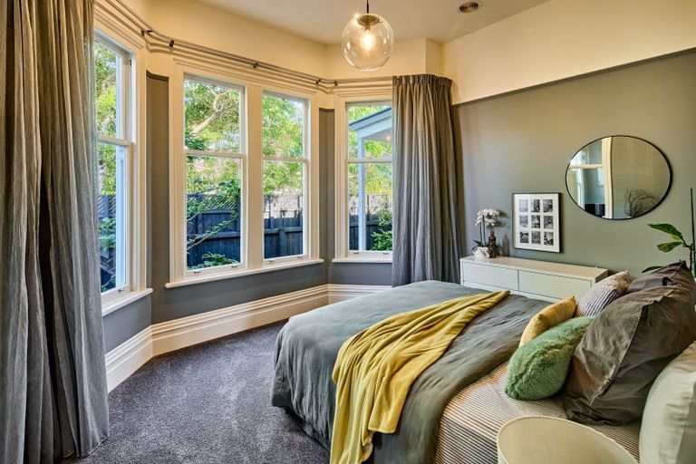 Photo of property in 5a Heretaunga Street, Petone, Lower Hutt, 5012