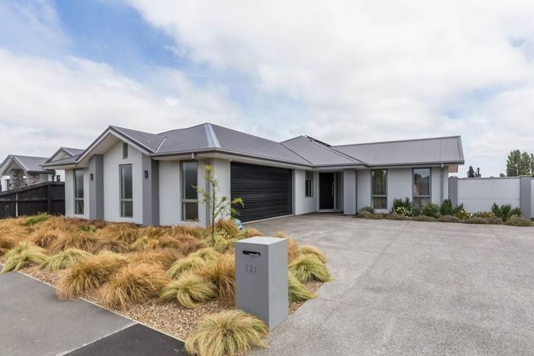Photo of property in 121 Metehau Street, Marshland, Christchurch, 8083