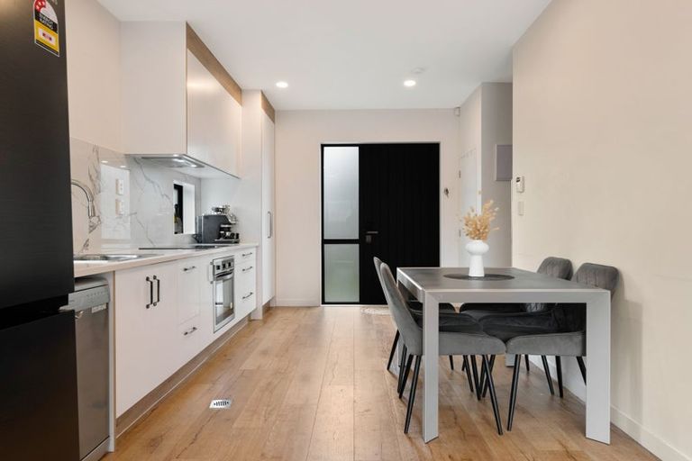 Photo of property in 7/17 Woodford Avenue, Henderson, Auckland, 0610