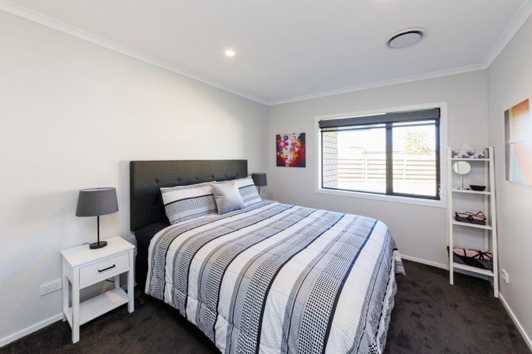 Photo of property in 26 Kimberley Grove, Westbrook, Palmerston North, 4412