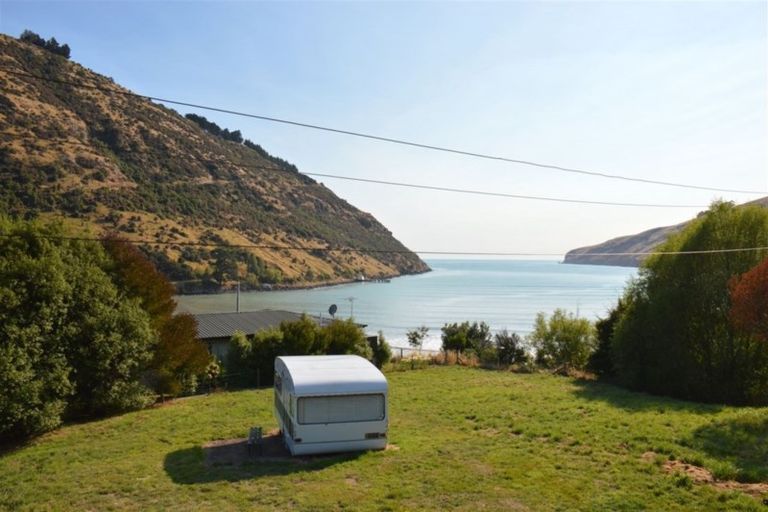 Photo of property in 58 Lukes Road, Little Akaloa, 7583