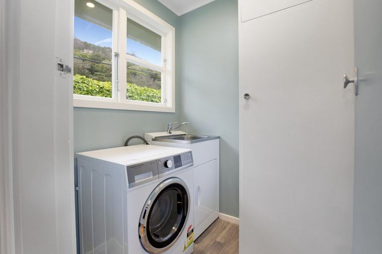 Photo of property in 3 Voltaire Street, Karori, Wellington, 6012