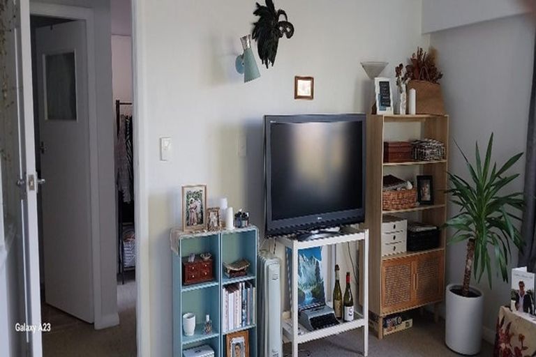 Photo of property in 7 Waiteata Road, Kelburn, Wellington, 6012