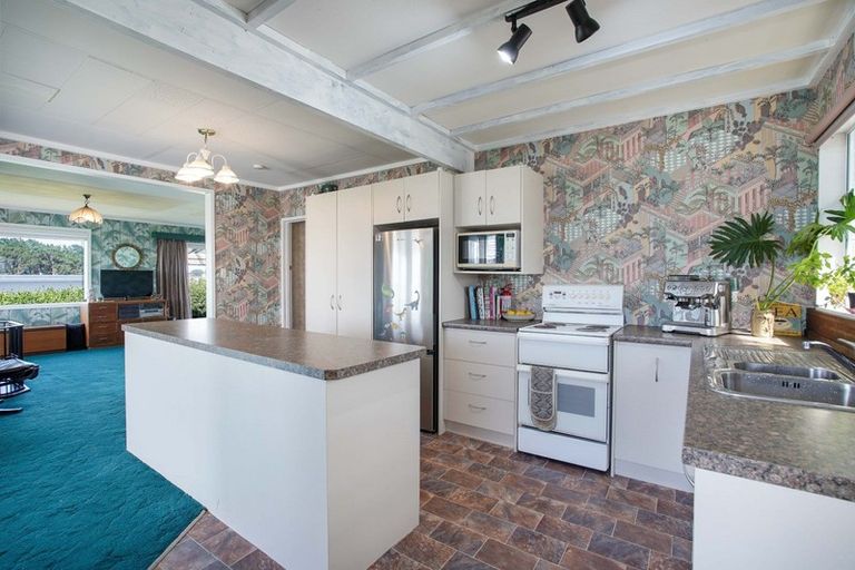 Photo of property in 126a Seabury Avenue, Foxton Beach, Foxton, 4815