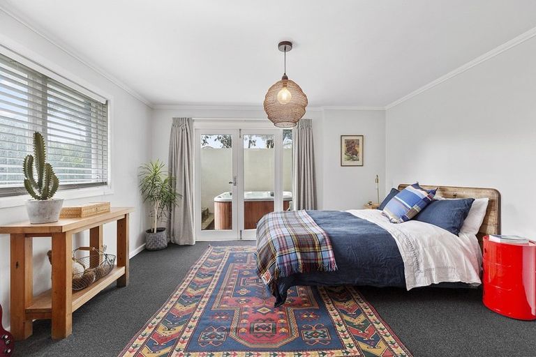 Photo of property in 30 Mantell Street, Seatoun, Wellington, 6022