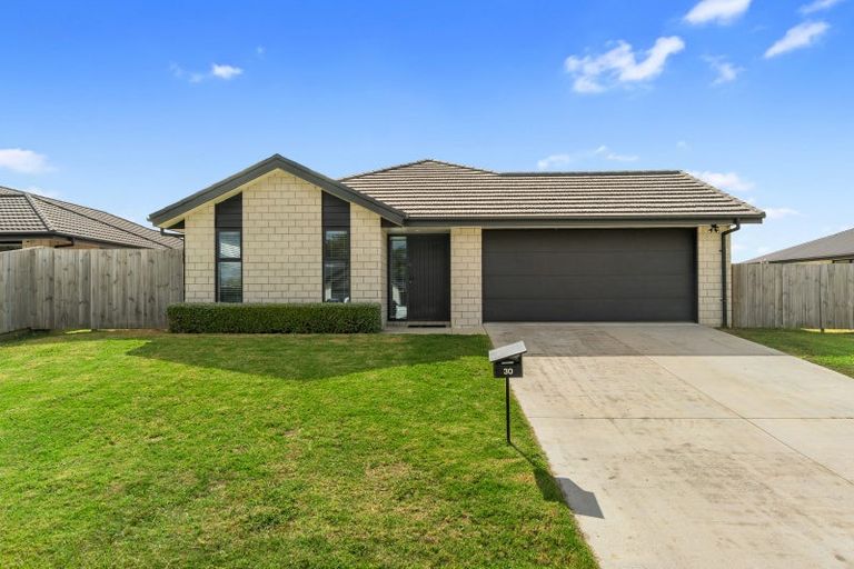 Photo of property in 30 Murray Ward Drive, Te Kauwhata, 3710