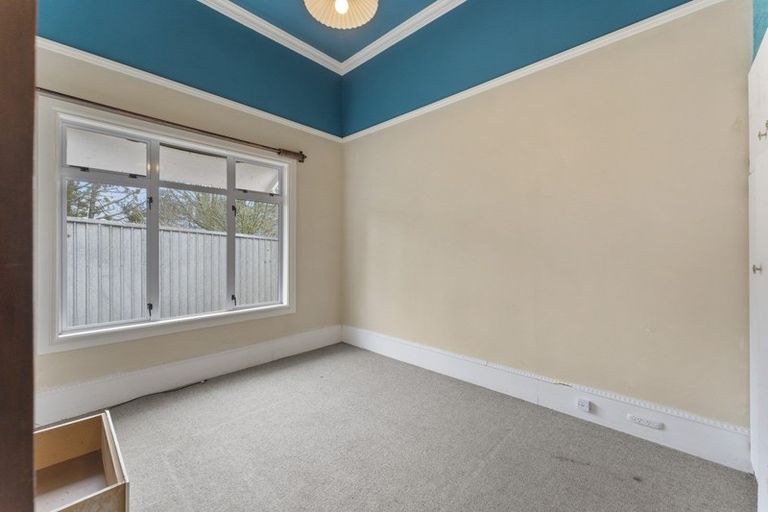 Photo of property in 55 Tarata Road, Inglewood, 4387
