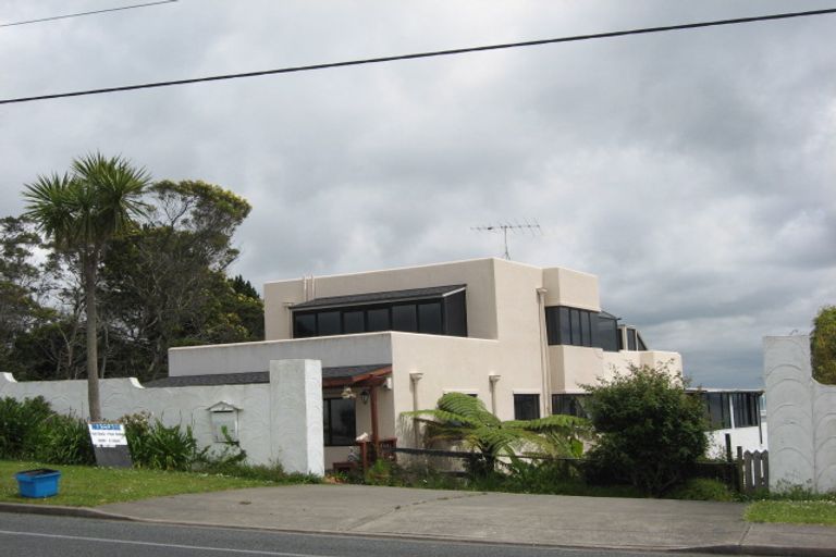 Photo of property in 1236 Whangaparaoa Road, Gulf Harbour, Whangaparaoa, 0930
