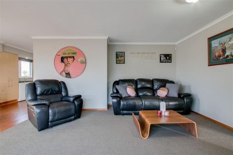 Photo of property in 11 Dinwiddie Avenue, Onekawa, Napier, 4110