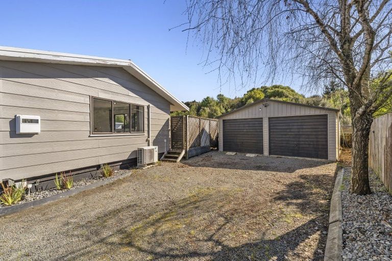 Photo of property in 15 Spackman Crescent, Paraparaumu, 5032