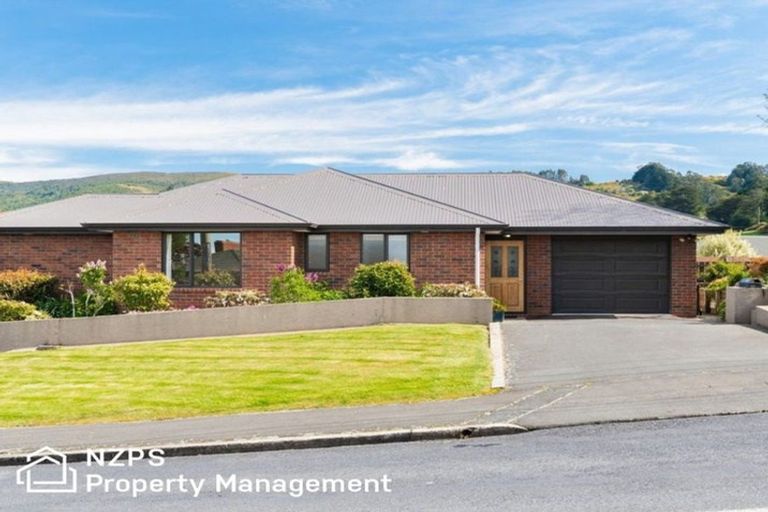 Photo of property in 13 Campbells Road, Pine Hill, Dunedin, 9010