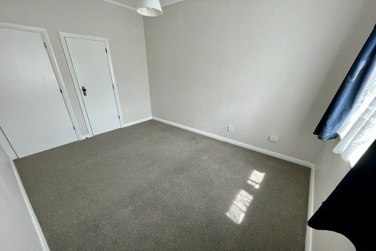 Photo of property in 8 Brook Street, Waiwhetu, Lower Hutt, 5010