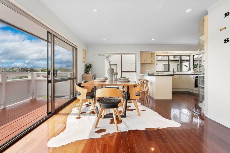 Photo of property in 59 Kennedy Avenue, Forrest Hill, Auckland, 0620