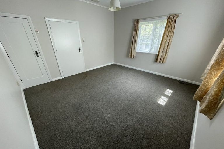 Photo of property in 8 Brook Street, Waiwhetu, Lower Hutt, 5010