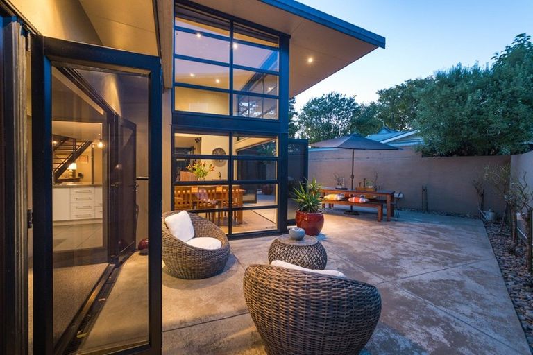 Photo of property in 143 Victoria Avenue, Hokowhitu, Palmerston North, 4410