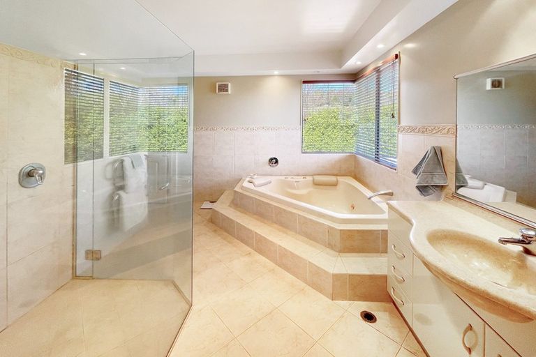 Photo of property in 192 Te Mata Peak Road, Havelock North, 4130