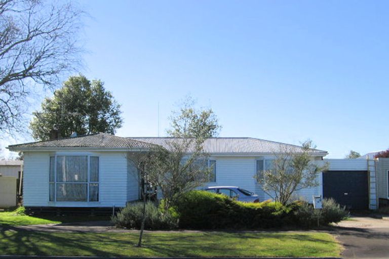 Photo of property in 12 Forsyth Street, St Andrews, Hamilton, 3200