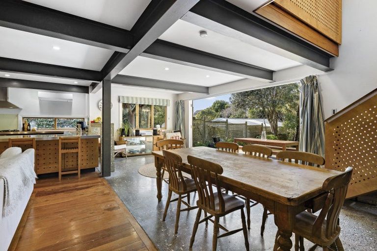 Photo of property in 103 Inglis Street, Seatoun, Wellington, 6022