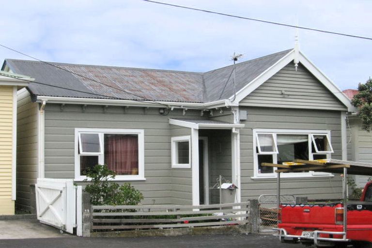 Photo of property in 5 Cardall Street, Newtown, Wellington, 6021