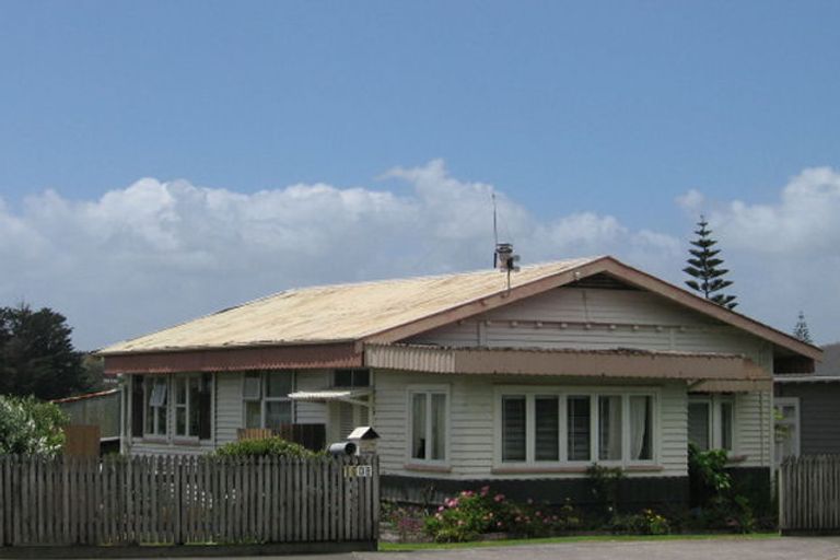 Photo of property in 1608 Great North Road, Waterview, Auckland, 1026