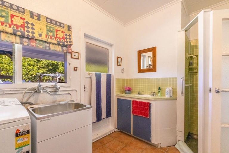 Photo of property in 52 Mcgreevy Street, Waipawa, 4210