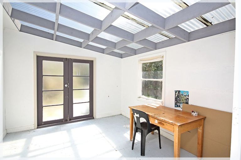 Photo of property in 12 Nelson Street, Foxton Beach, Foxton, 4815