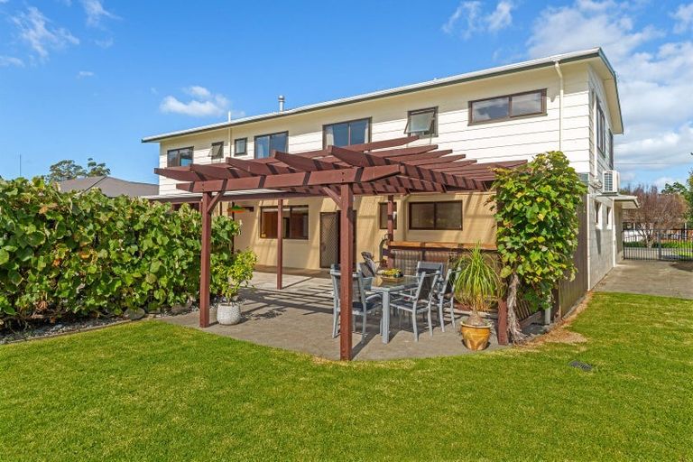 Photo of property in 11 Oak Street, Mangapapa, Gisborne, 4010