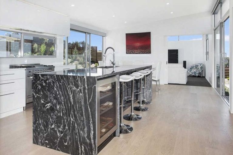 Photo of property in 10 Teviotdale Way, Richmond Hill, Christchurch, 8081