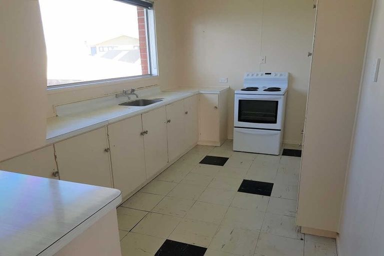 Photo of property in 31 Findlay Street, Moturoa, New Plymouth, 4310