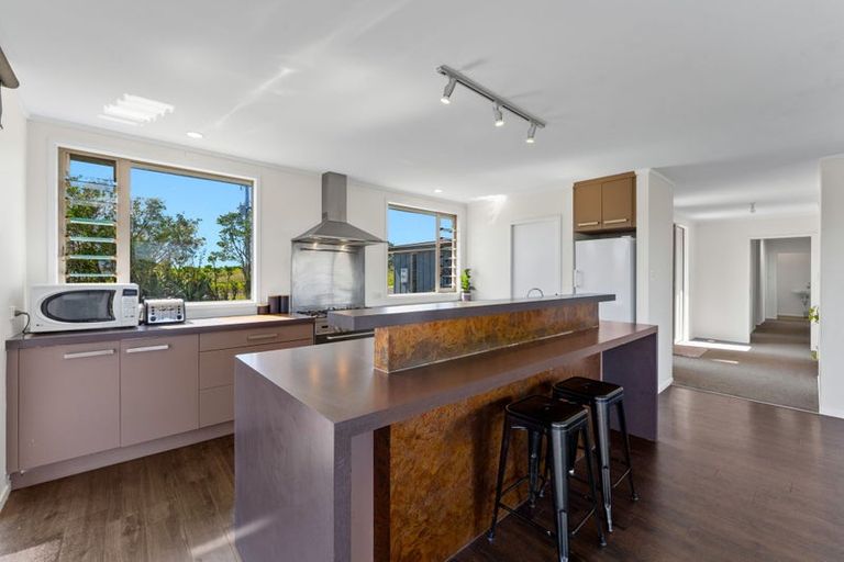 Photo of property in 301 Ranganui Road, Kaiwaka, 0573
