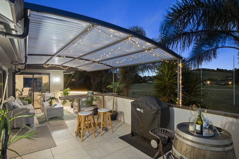 Photo of property in 41 Ridgeway Road, Pukekohe, 2120