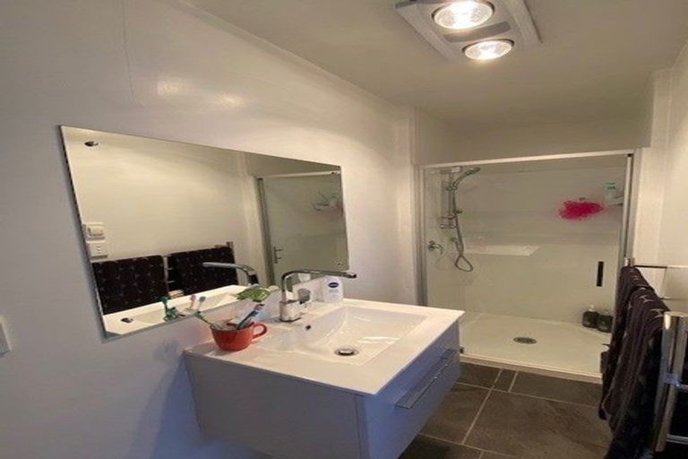 Photo of property in 210 Stone Street, Wanaka, 9305