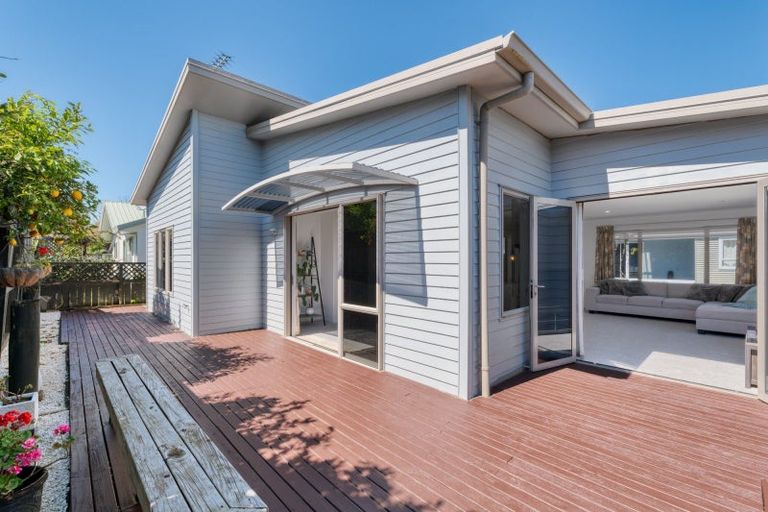 Photo of property in 46e Percy Road, Papamoa Beach, Papamoa, 3118