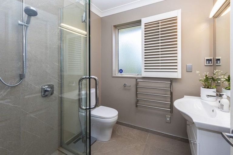 Photo of property in 8 Lime Tree Lane, Harewood, Christchurch, 8051