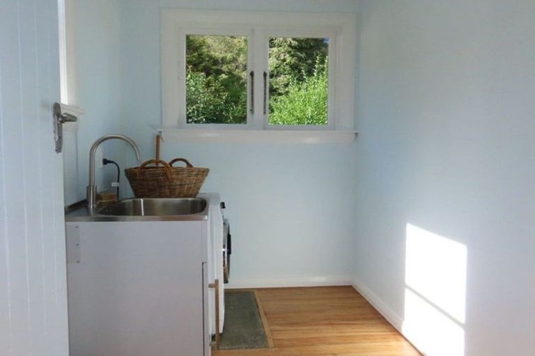 Photo of property in 4 Broadway, Reefton, 7830