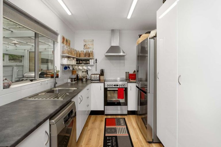 Photo of property in 45 Dorset Street, Picton, 7220