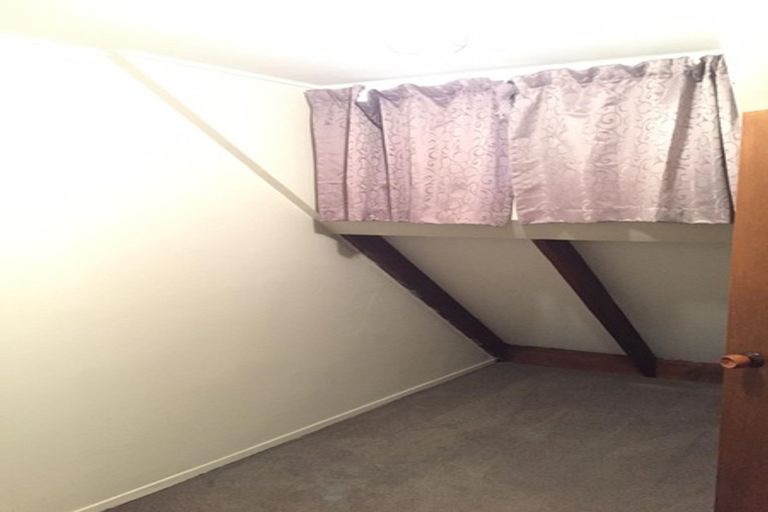 Photo of property in 4/31 Mana Avenue, Titahi Bay, Porirua, 5022