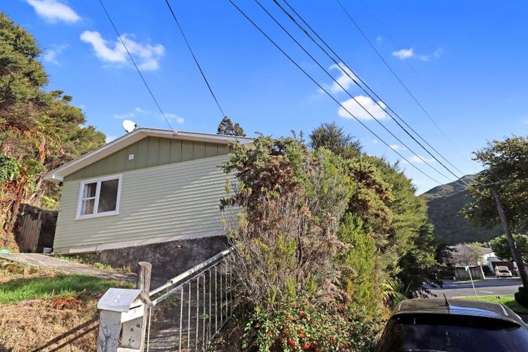 Photo of property in 2 August Avenue, Wainuiomata, Lower Hutt, 5014