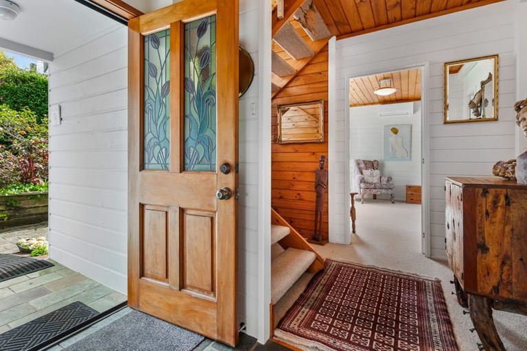 Photo of property in 27 Cherub Place, West Harbour, Auckland, 0618