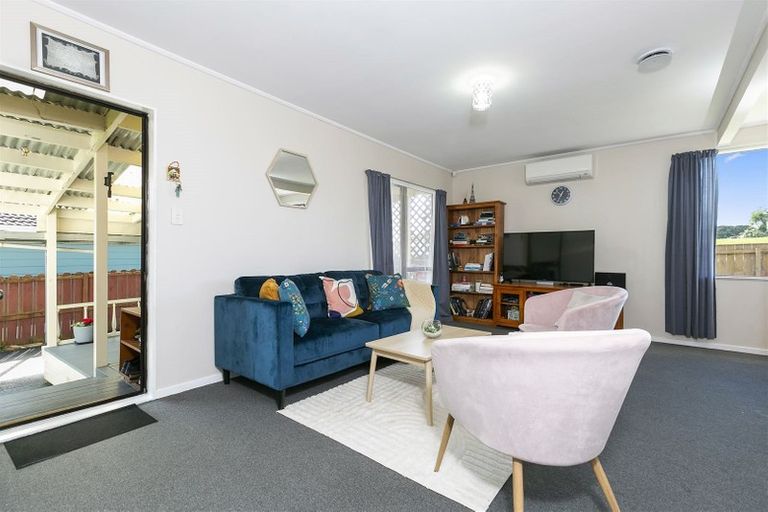 Photo of property in 200 Waitemata Drive, Ranui, Auckland, 0612