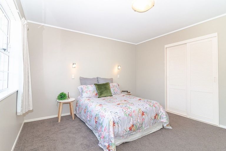Photo of property in 1 Collier Place, Saint Johns Hill, Whanganui, 4501