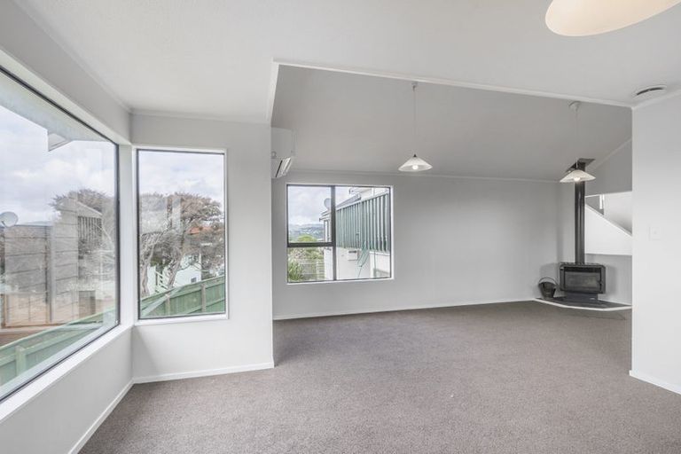Photo of property in 7b Tregony Place, Camborne, Porirua, 5026