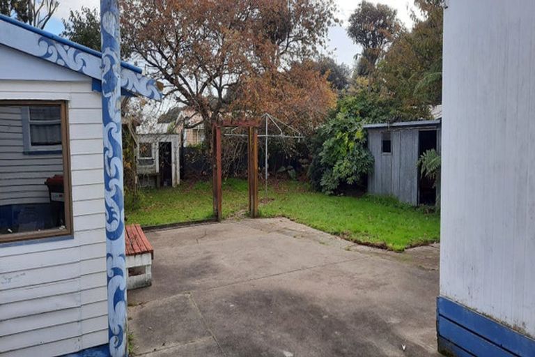 Photo of property in 34 Balmoral Street, Levin, 5510