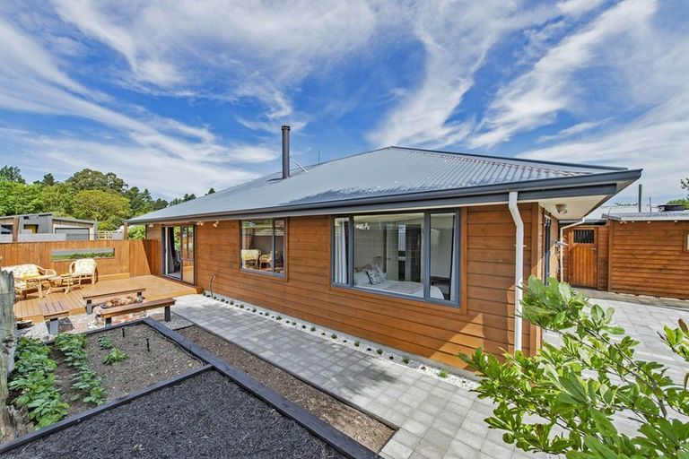 Photo of property in 27 Reserve Road, Waikuku Beach, 7473