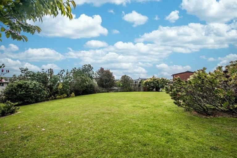 Photo of property in 20 Treeway, Sunnyhills, Auckland, 2010